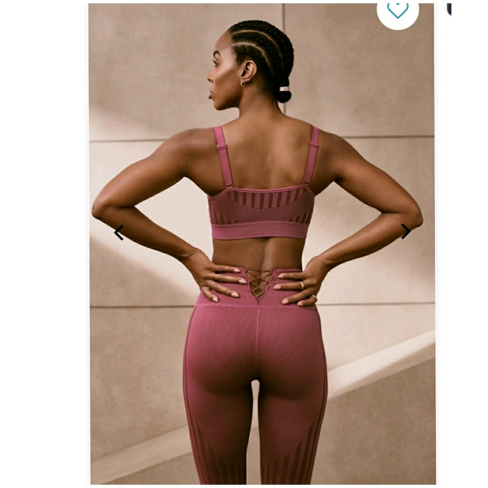 Fabletics High-Waisted Seamless Rib Legging